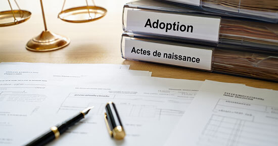 demarches-legales-pour-retrouver-ses-parents-biologiques